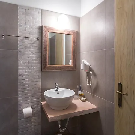 Ammos Pensjonat Tolón