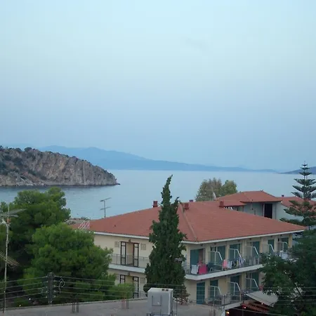 Guest house Ammos