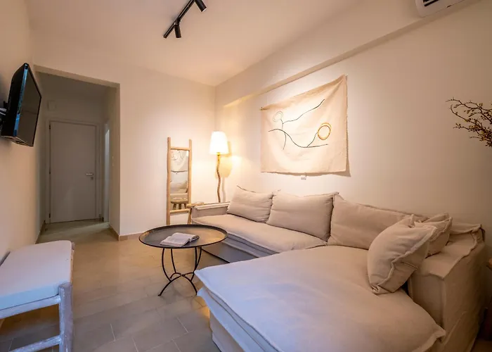 Ammos בית הארחה טולון